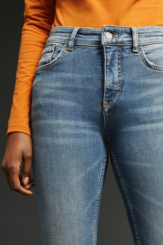 The Yaya Mid-Rise Crop Jeans by Pilcro #2
