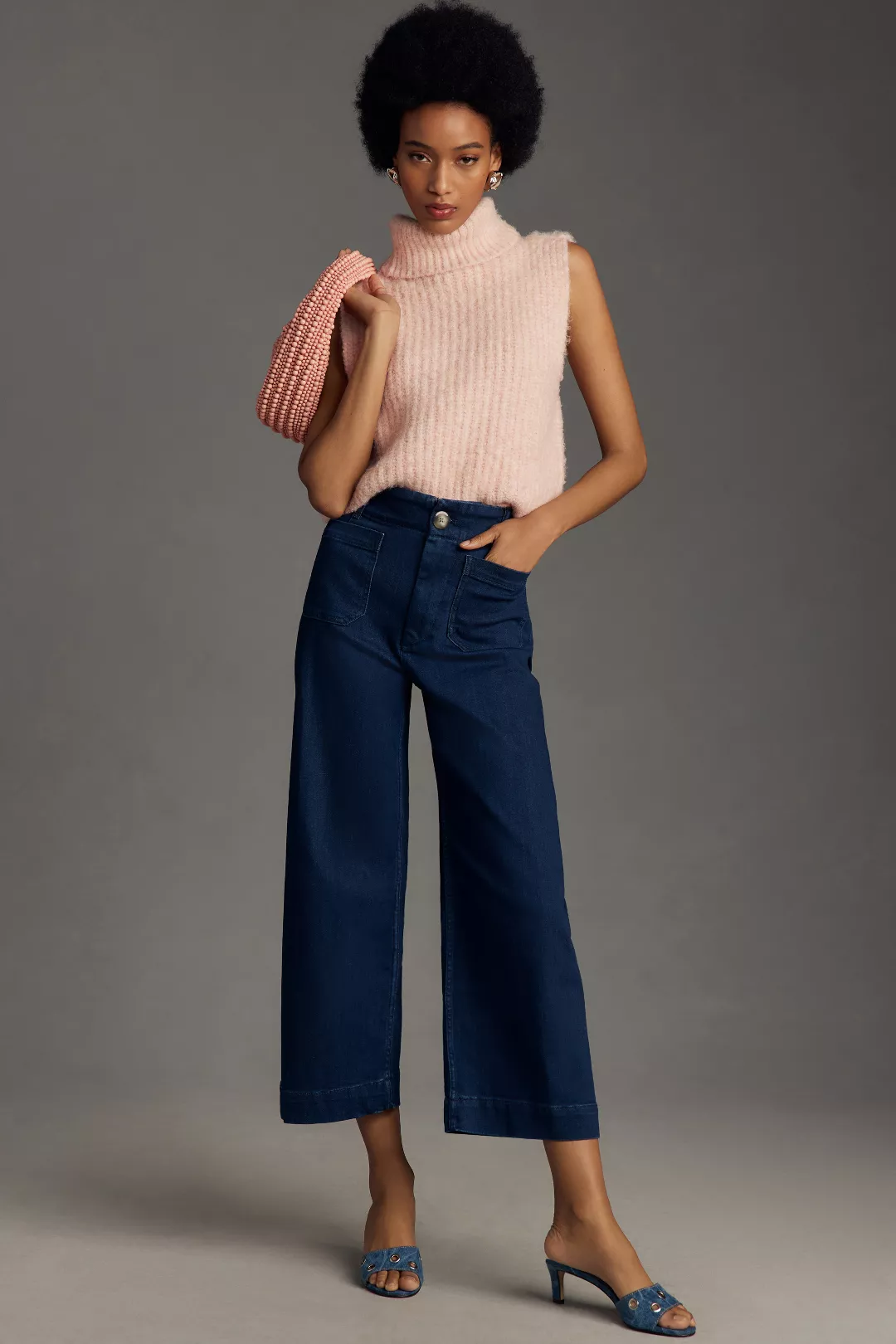 Give a nod to mod with the Colette. Cropped with flare, our rave-reviewed silhouette charms with a form-fitting high rise and a breezy wide leg.