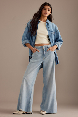 Ella Mid-Rise Frayed Relaxed Jeans en Blue, taille: 28 chez Anthropologie - Pilcro - Modalova