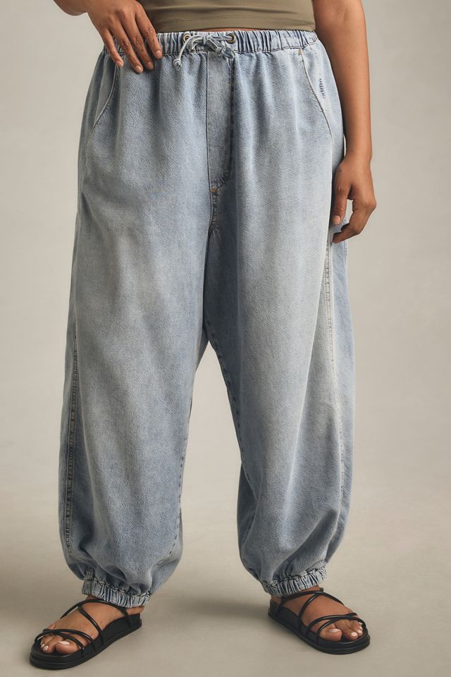 Pilcro Beachy High-Rise Parachute Jeans #5
