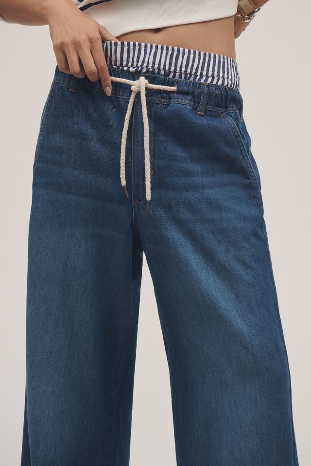 Die Adi Mid-Rise Ausgefranste Relaxed Flare Jeans von Pilcro: Überzieh-Edition #1
