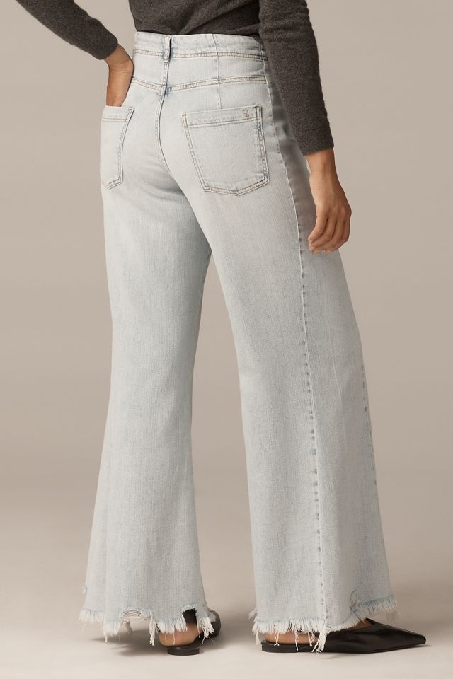 Die Adi Curvy High-Rise Schlagjeans von Pilcro #3