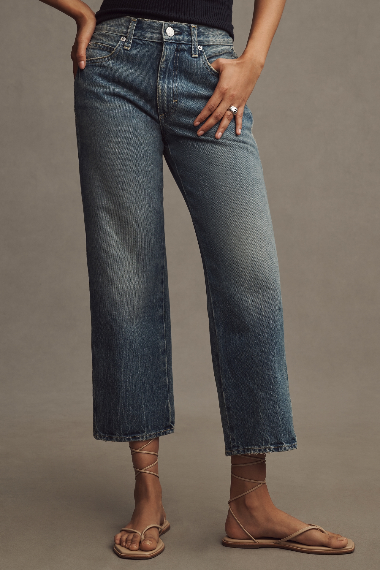 AMO Billie Mid-Rise Straight-Leg Jeans