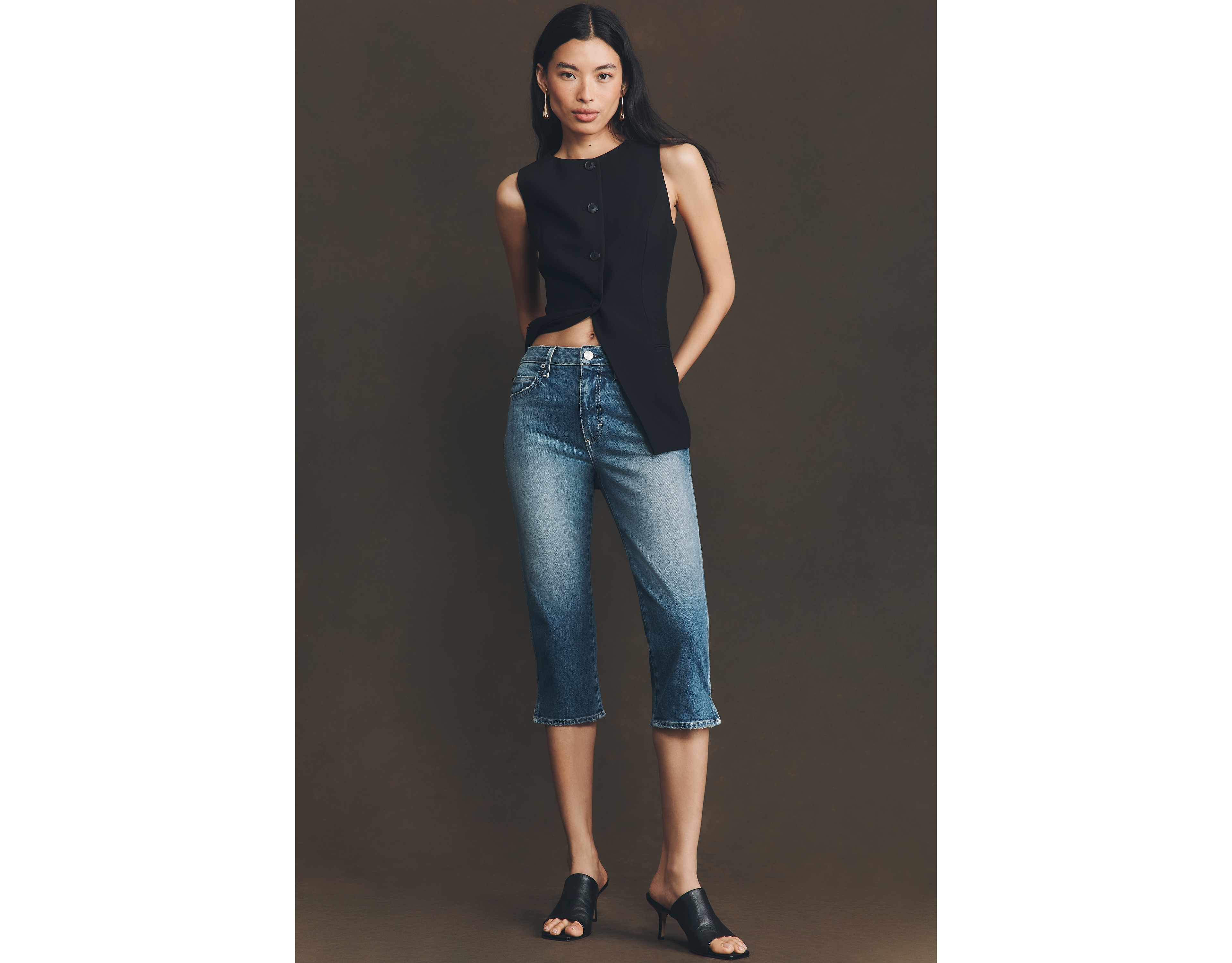 AMO Emmaline Mid-Rise Capri Jeans