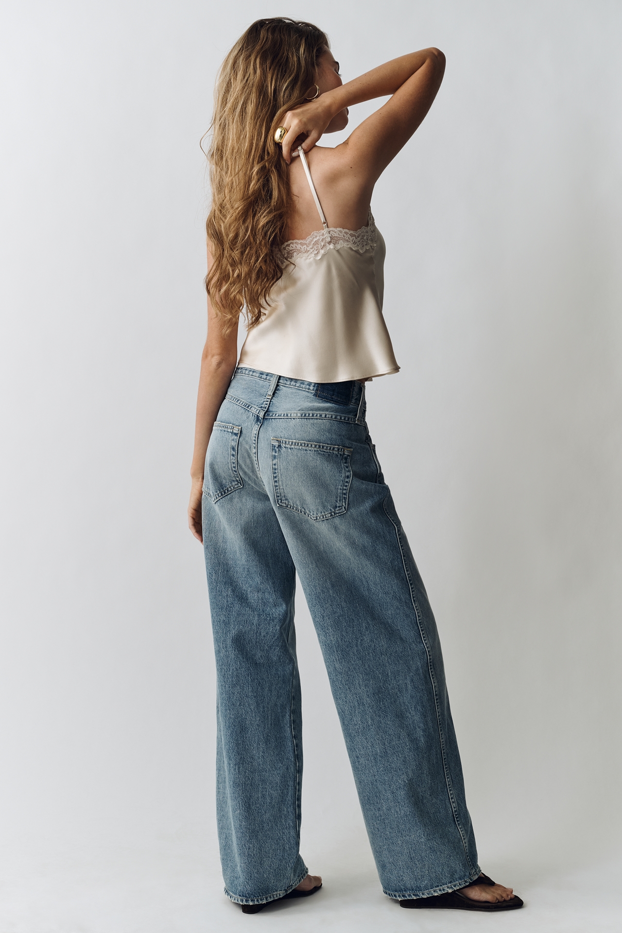 AMO Kira High-Rise Wide-Leg Jeans