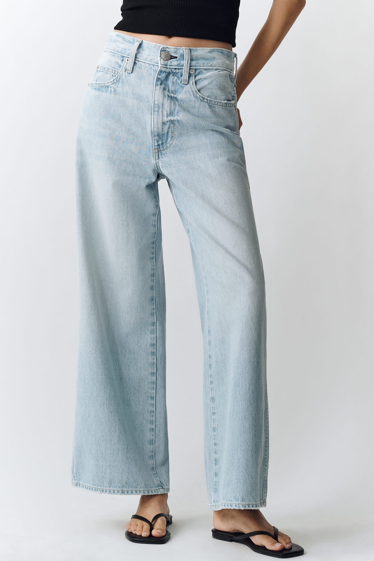 AMO Frida High-Rise Crop Wide-Leg Jeans