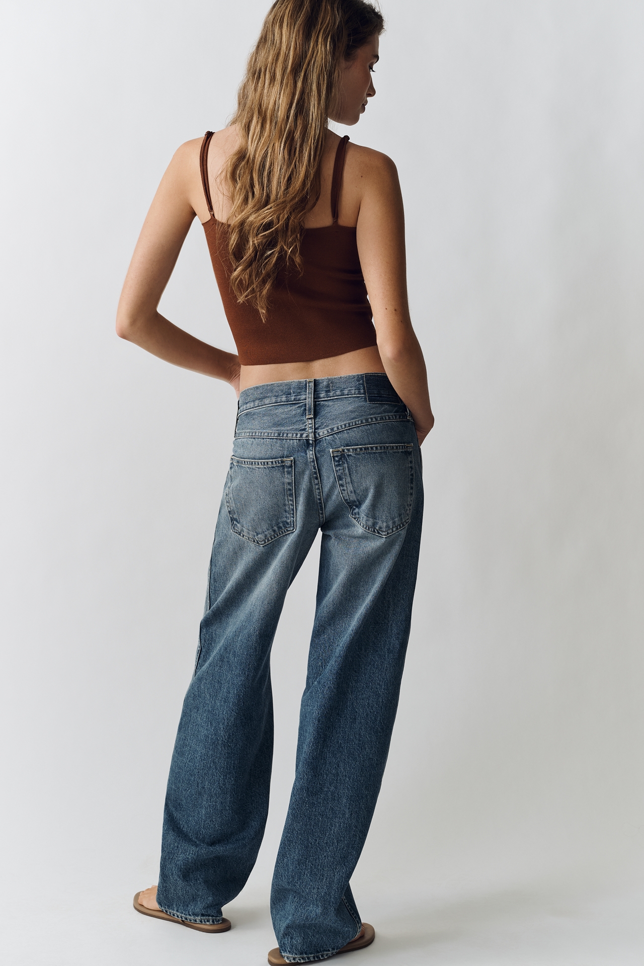 AMO Tatum Mid-Rise Tapered Jeans