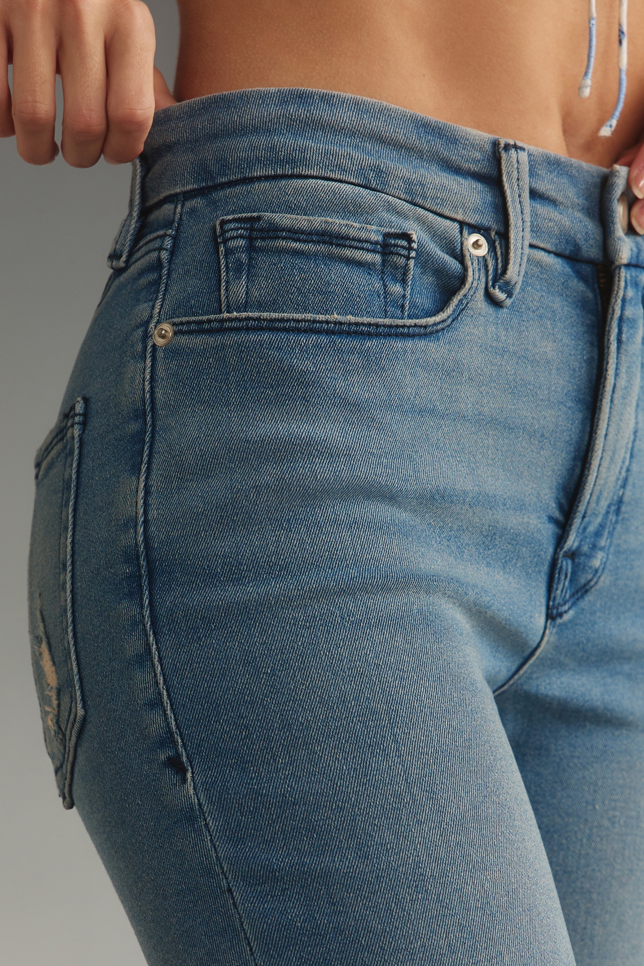 Good American Petite Straight-Leg Jeans