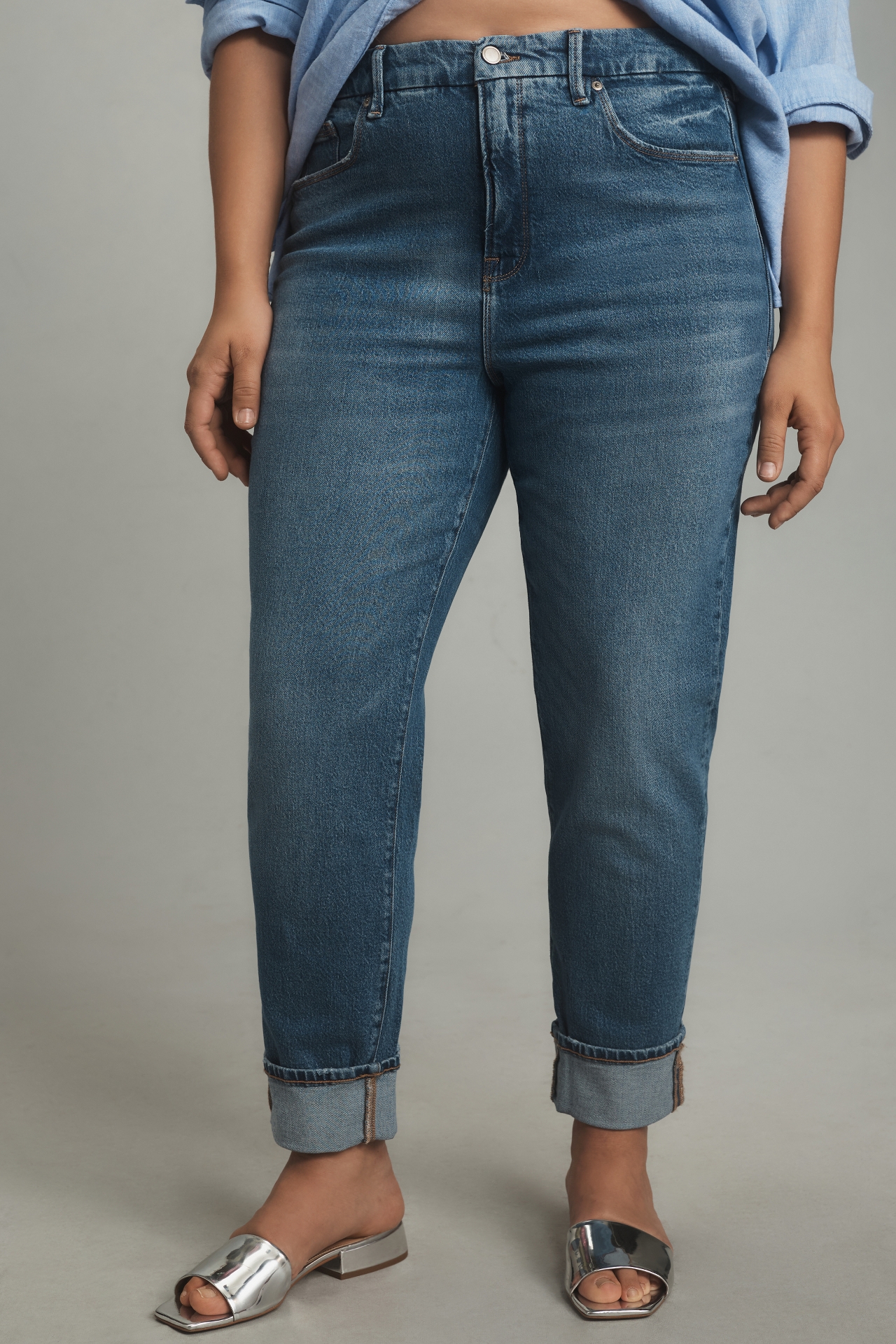 Good American Weekender High-Rise Relaxed Cuff Jeans