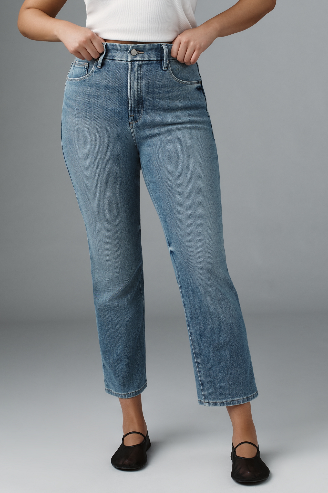 Good American Legs High-Rise Straight-Leg Jeans