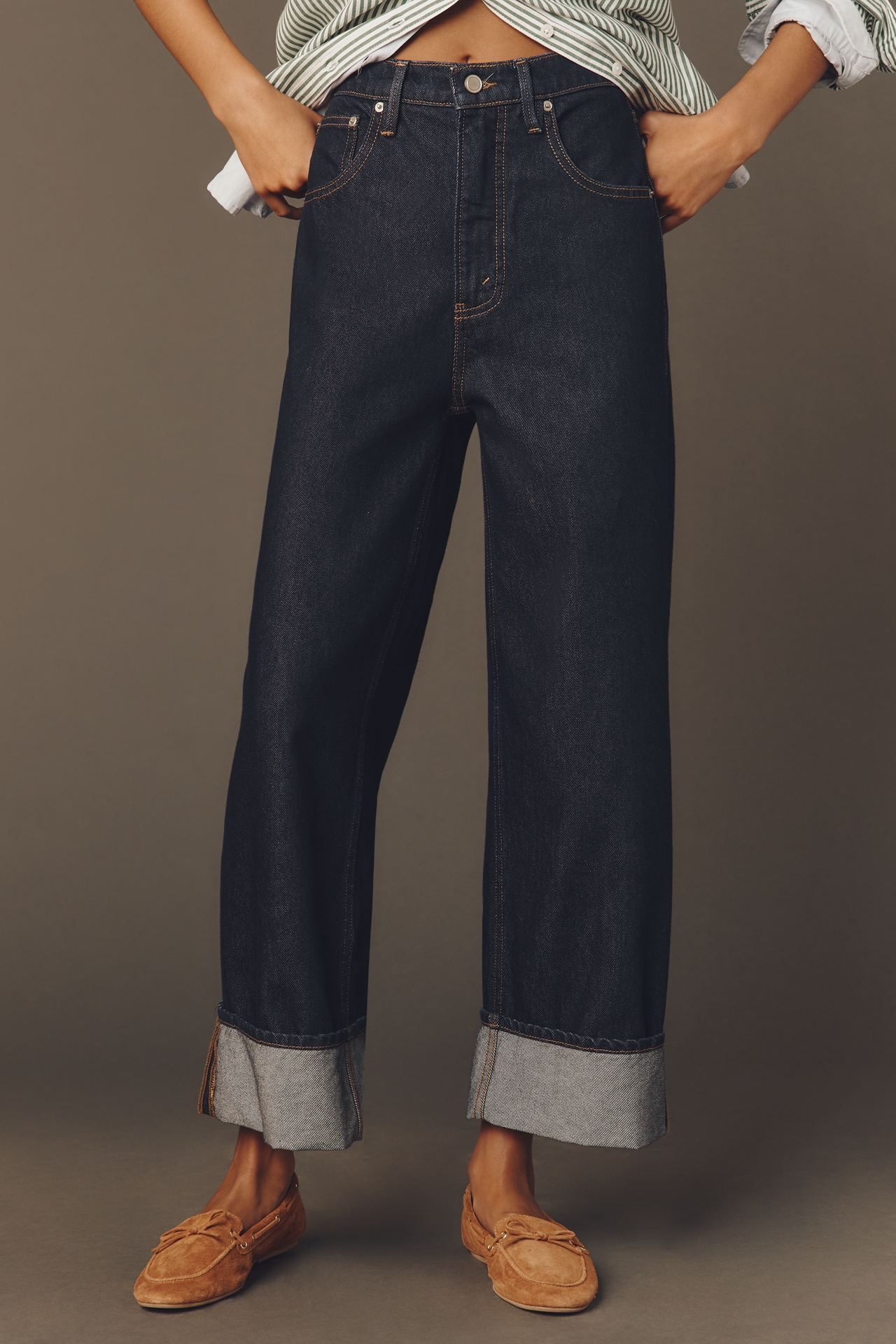 Good American Standard Low-Rise Baggy Cuffed Jeans