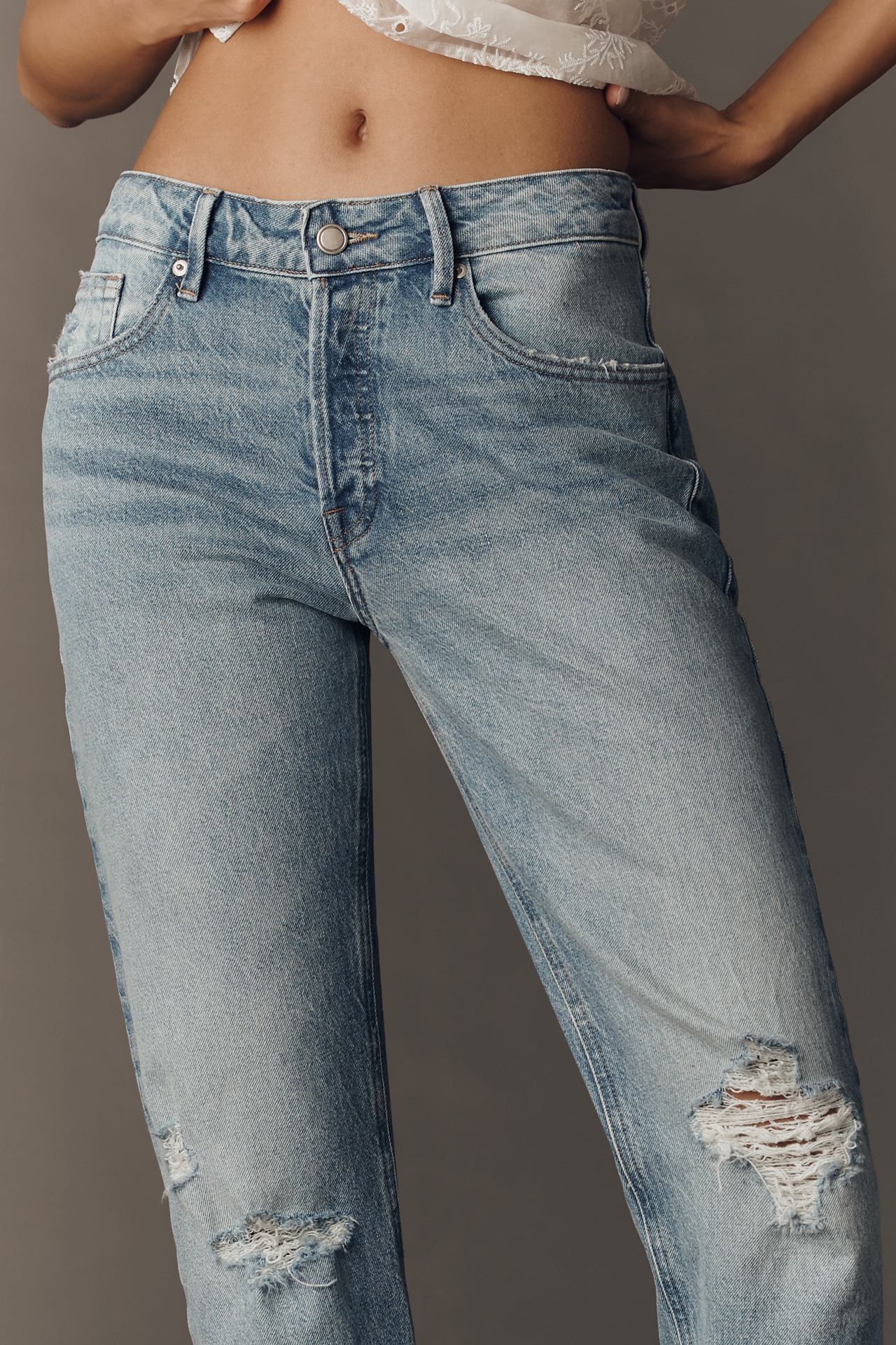 Good American Vintage Mid-Rise Straight-Leg Distressed Jeans