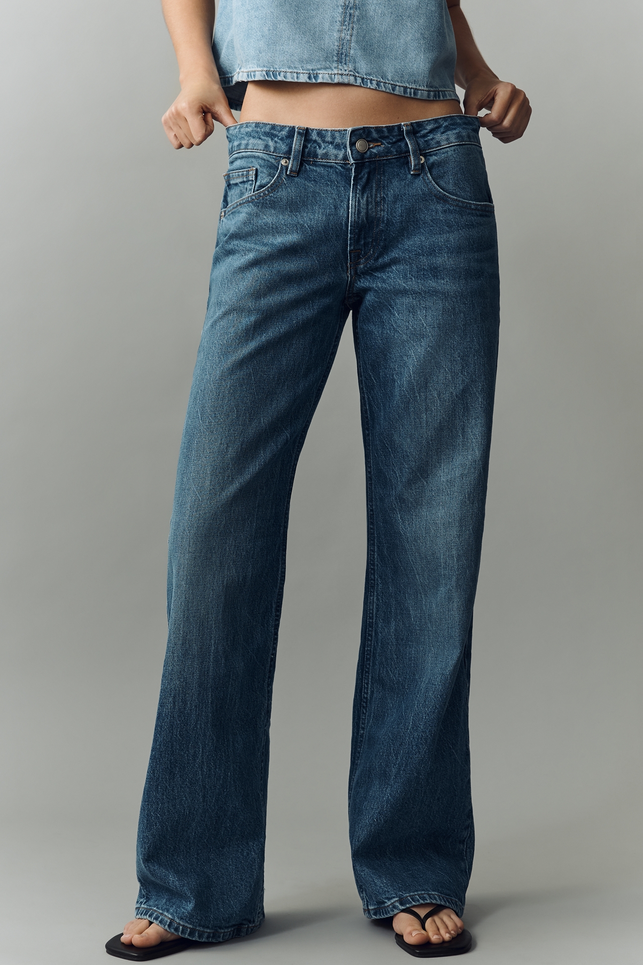 Good American Vintage Low-Rise Loose Wide-Leg Jeans
