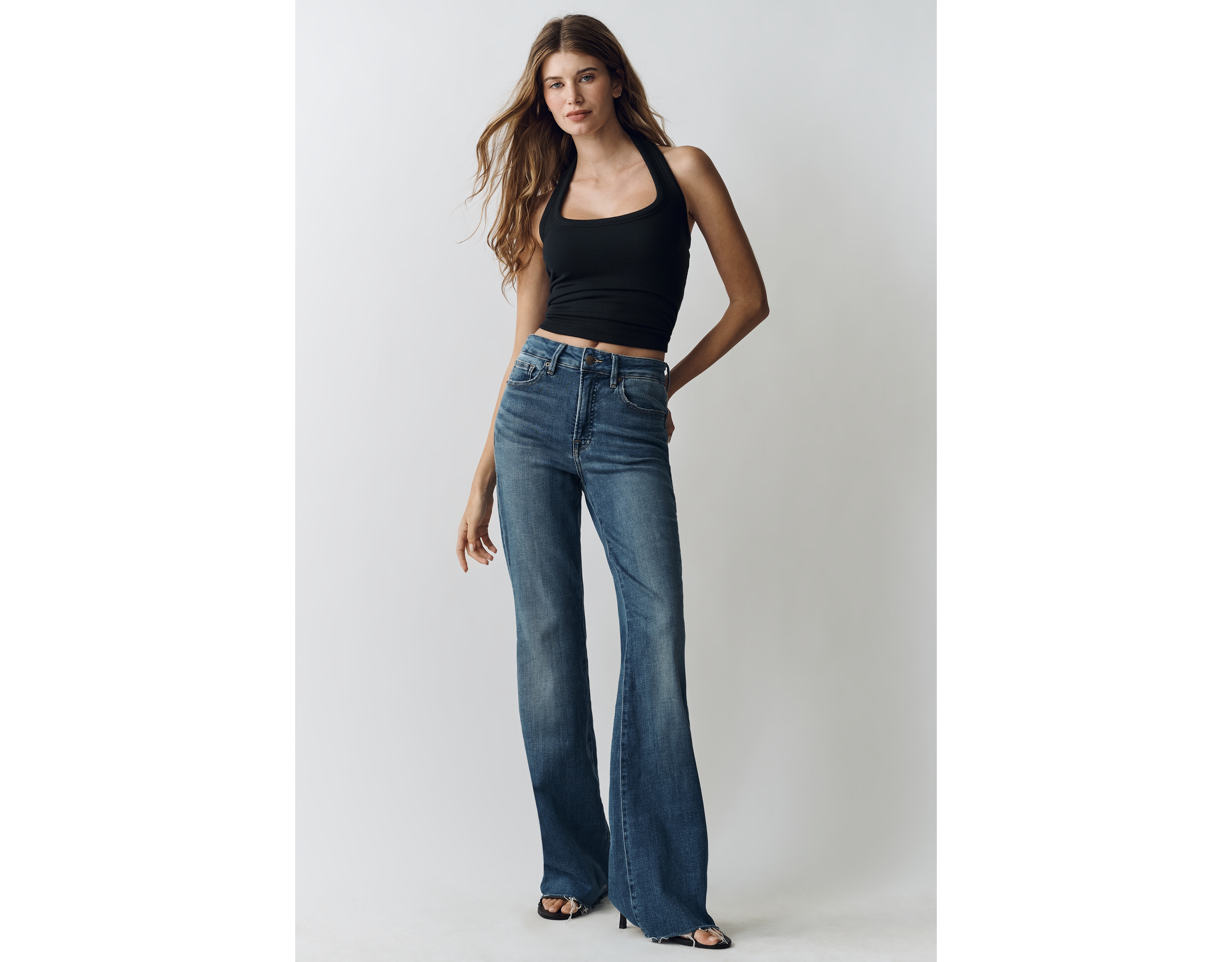 Good American Good Legs Mid-Rise Flare Jeans