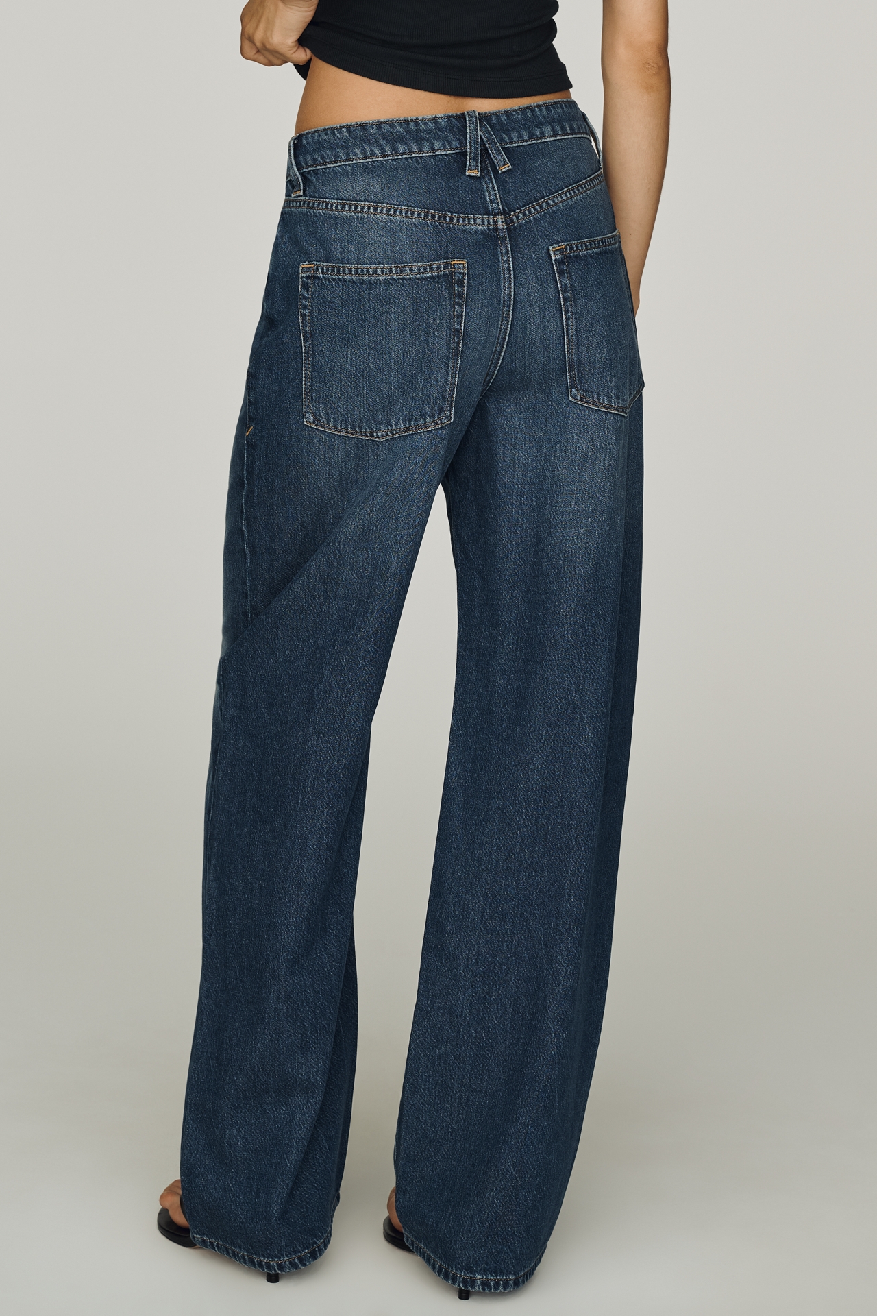 Good American Weightless High-Rise Wide-Leg Jeans