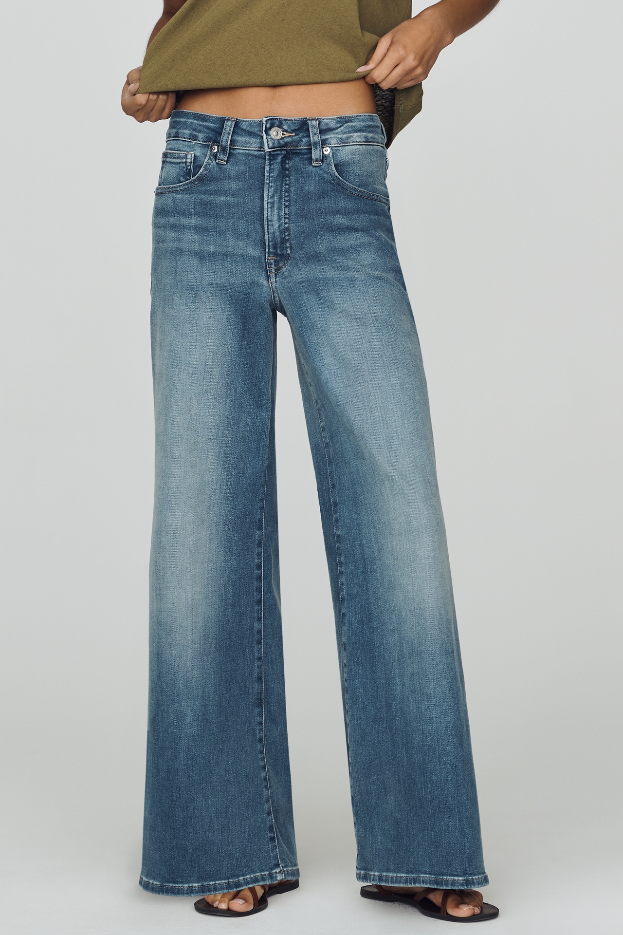 Good American Soft Tech Waist Palazzo High Rise Ankle Jeans