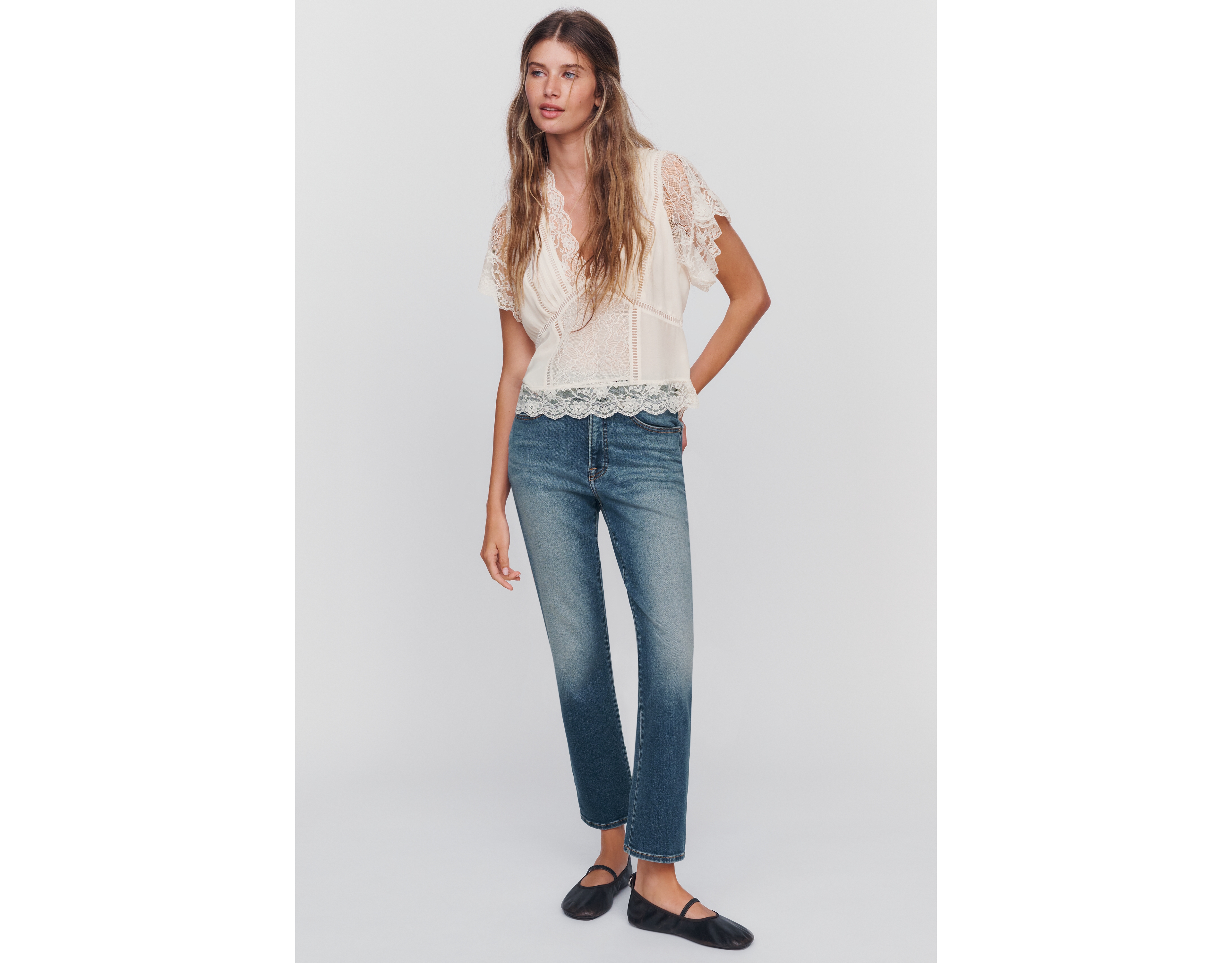 Good American Mid-Rise Straight-Leg Jeans