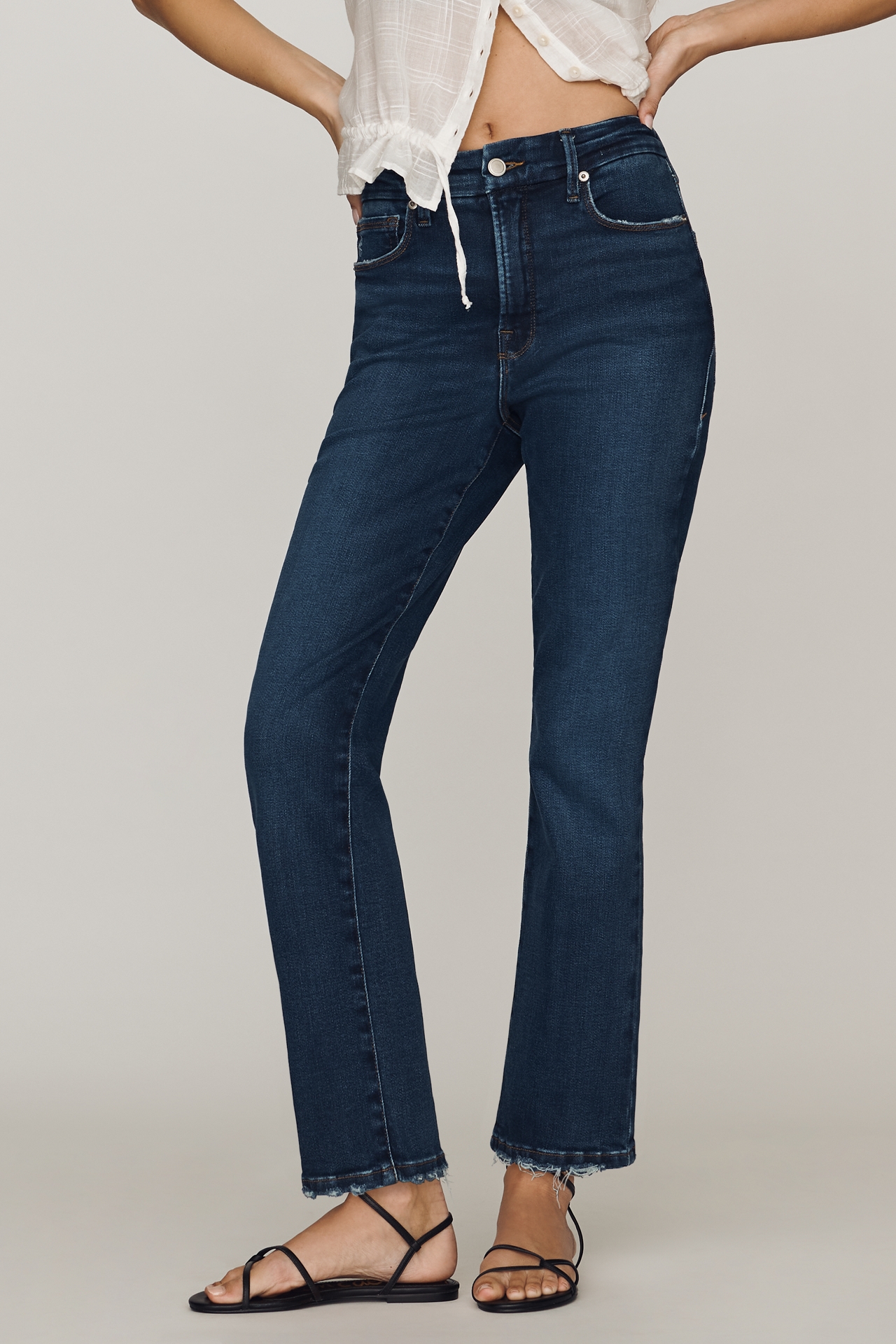 Good American Soft Tech Legs Mid-Rise Straight Jeans