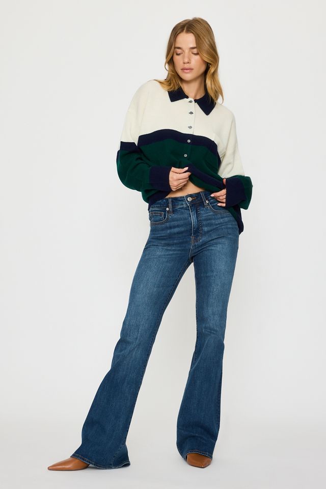 Jeans Acampanados Good Legs de Good American #3
