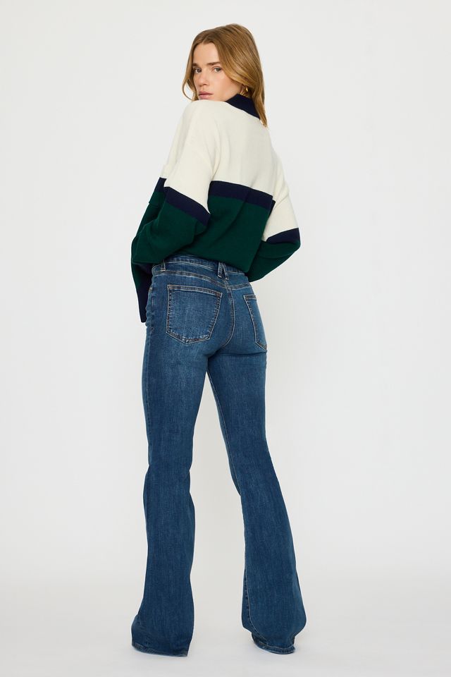 Jeans Acampanados Good Legs de Good American #5