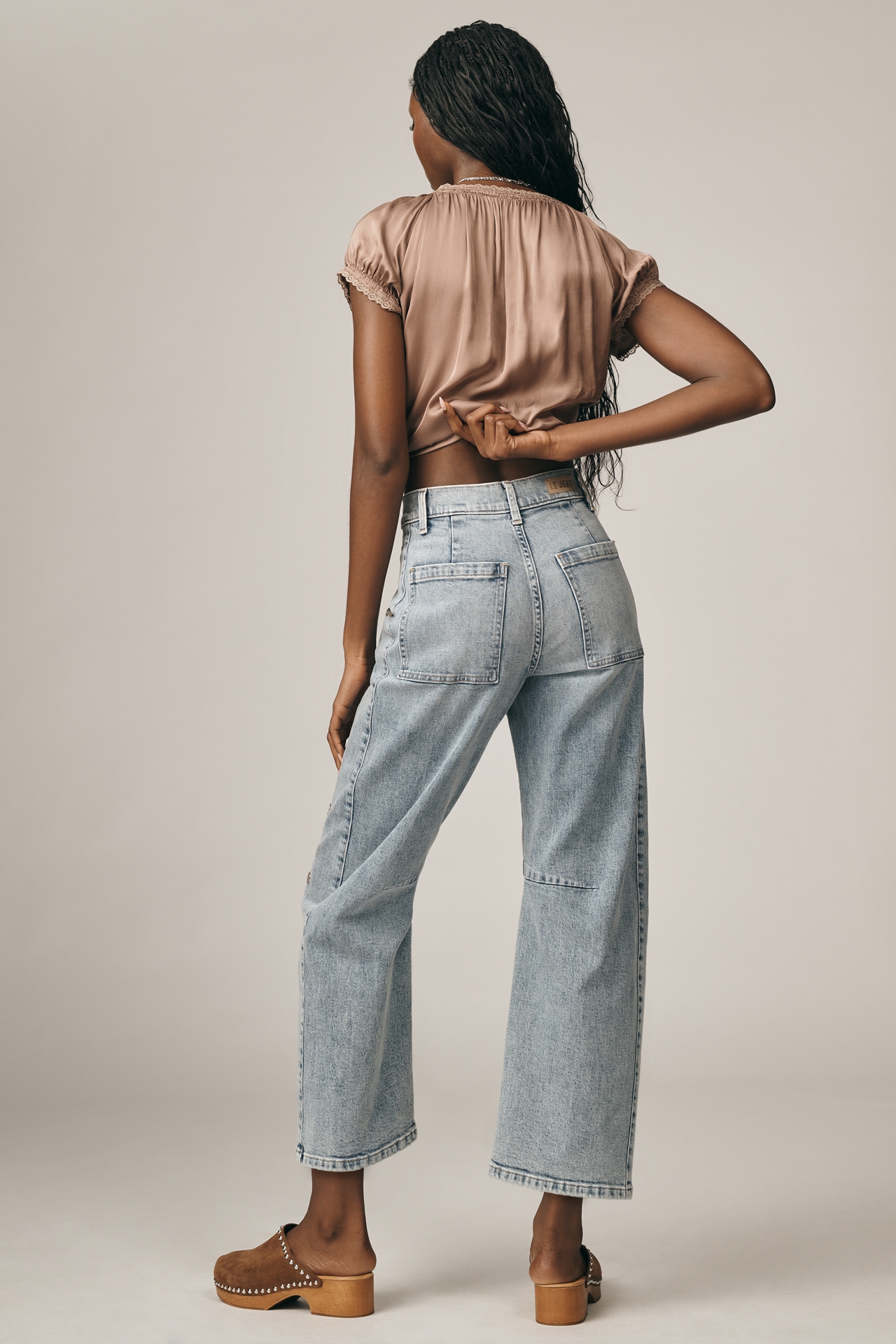 LE JEAN Frankie Studded Mid-Rise Barrel Jeans
