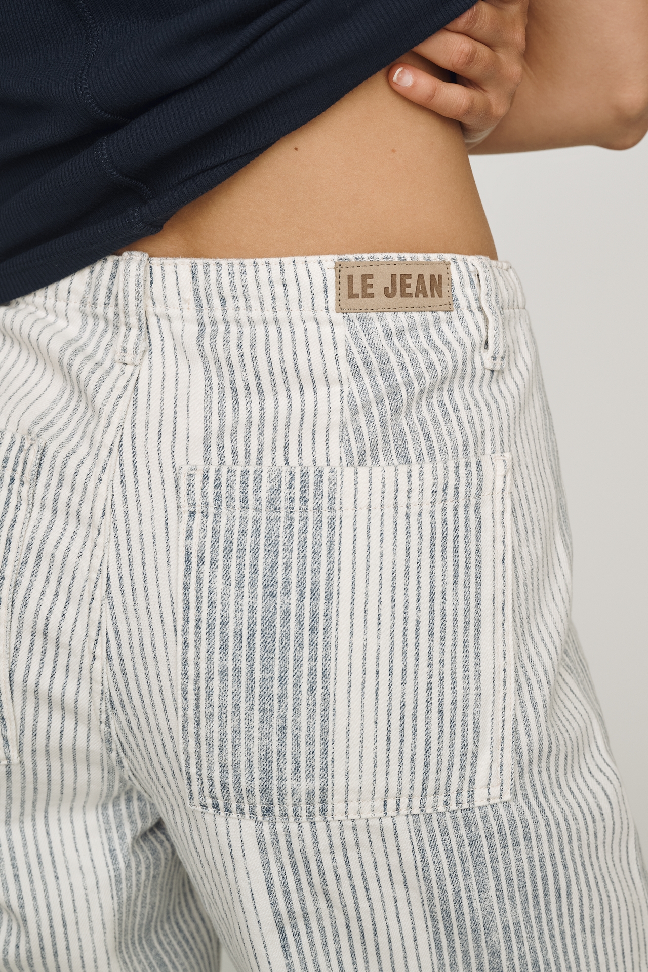 LE JEAN Utility High-Rise Barrel Jeans