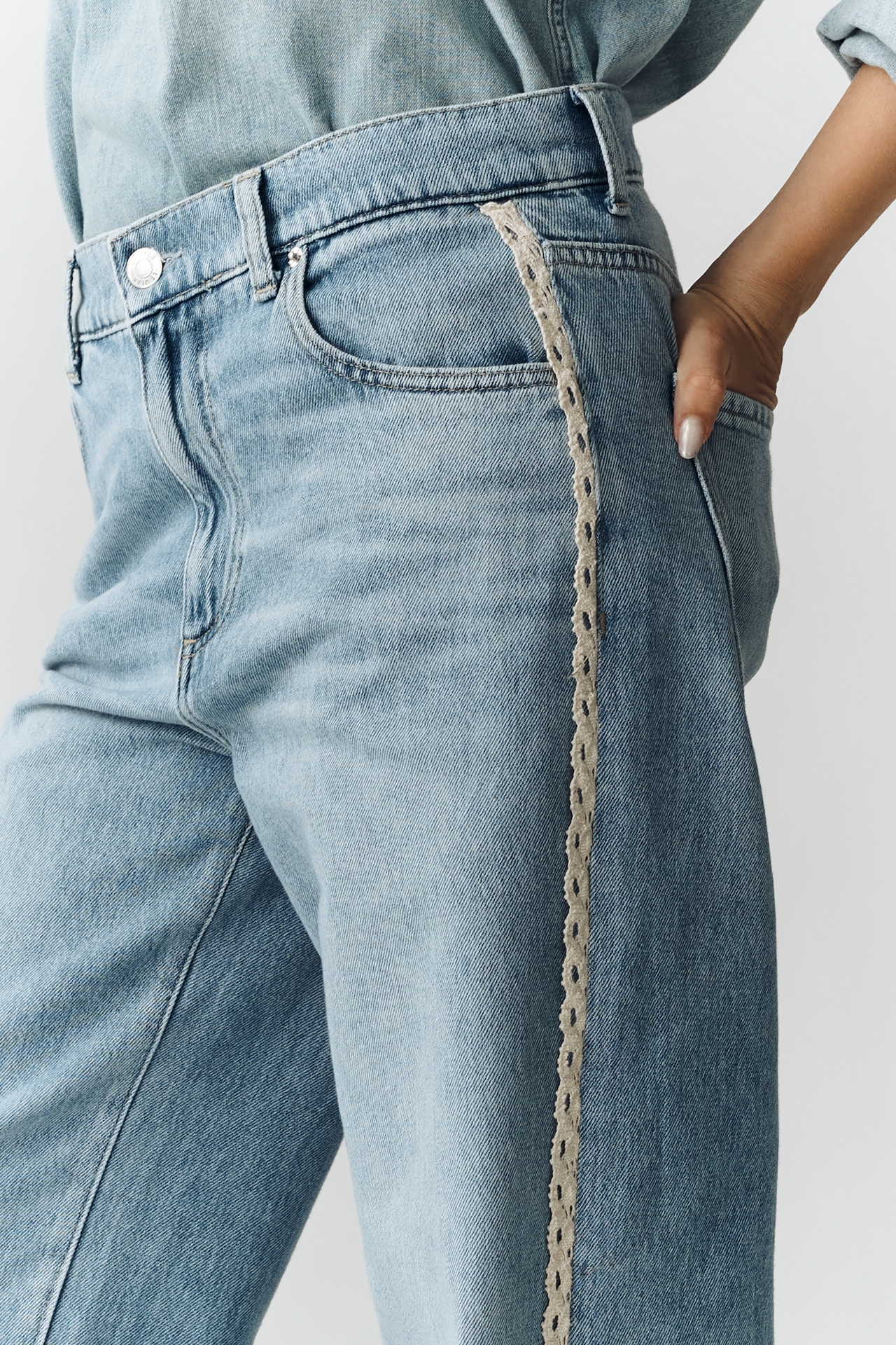 LE JEAN Bottom Column High-Rise Wide-Leg Jeans