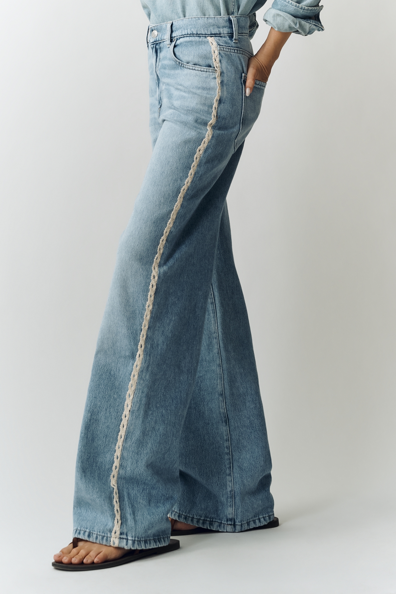 LE JEAN Bottom Column High-Rise Wide-Leg Jeans
