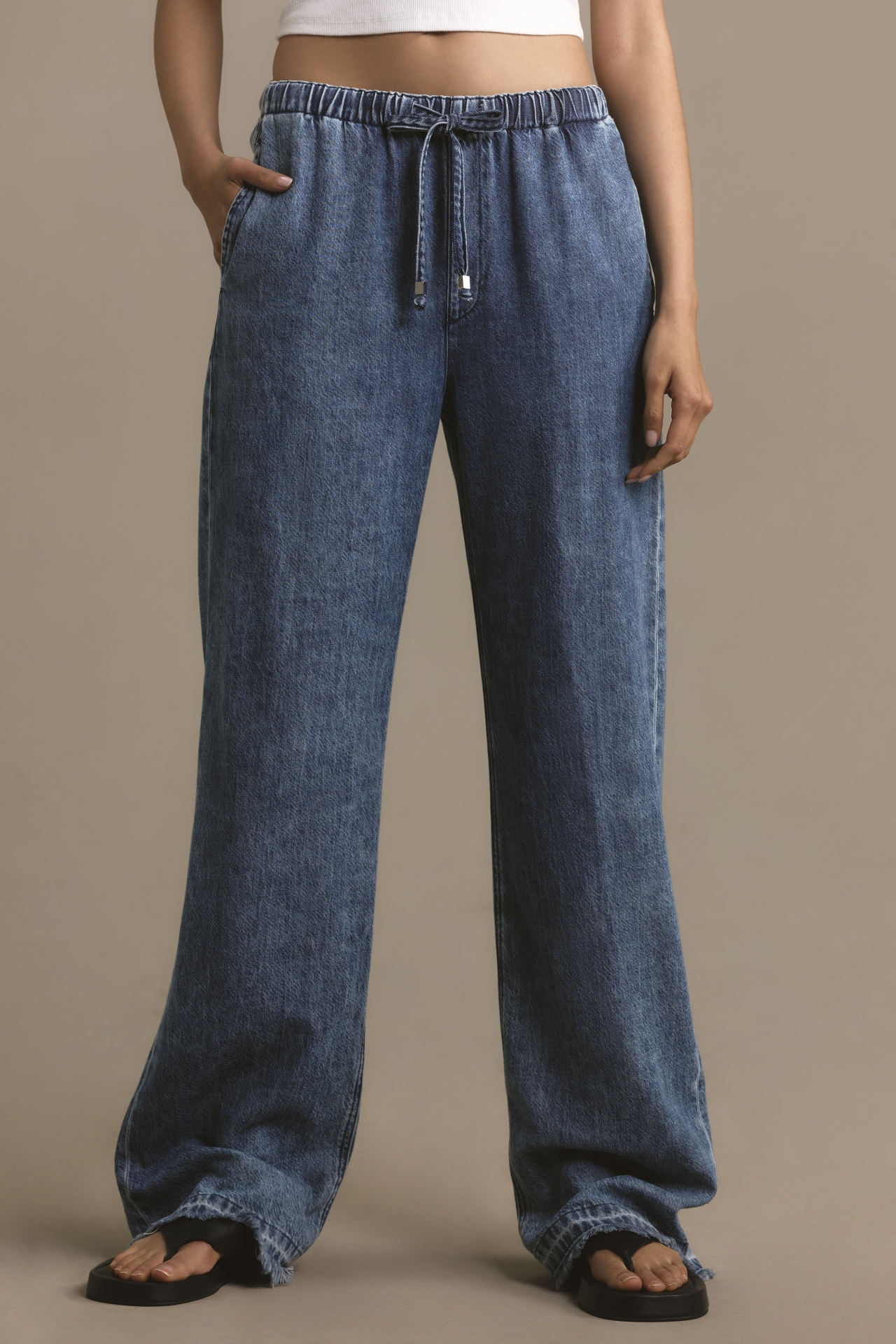 rag & bone Ultra Featherweight Logan Mid-Rise Straight-Leg Jeans