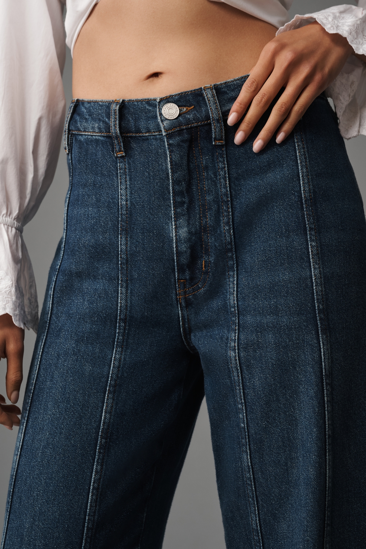 FRAME Seamed High-Rise Crop Wide-Leg Jeans