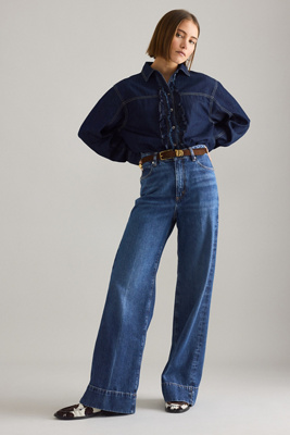 FRAME The Slice Flare Jeans