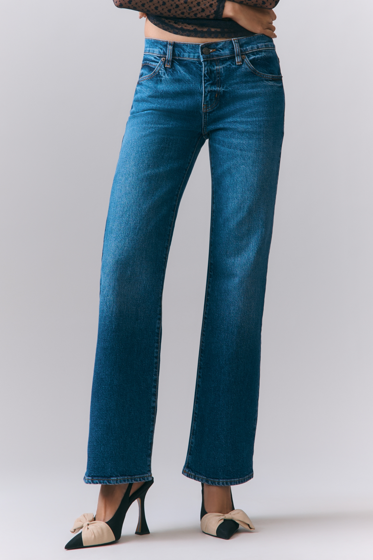 FRAME The Rodeo Low-Rise Bootleg Jeans