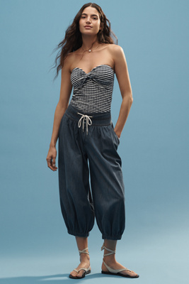 PILCRO HIGH-RISE PARACHUTE CAPRI JEANS 