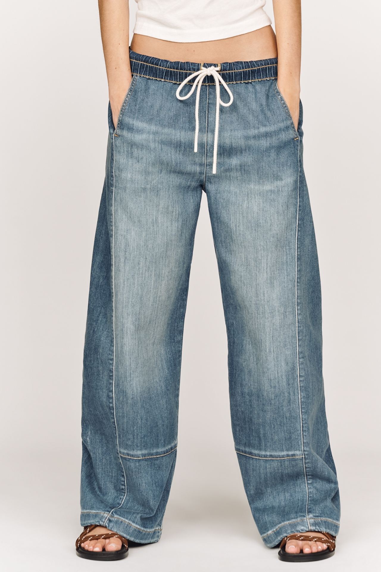 Izzie Relaxed Full Length Pull-On Barrel Jeans by Pilcro