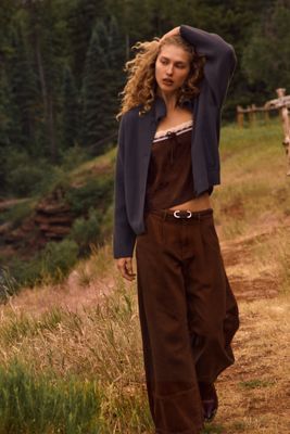 Pilcro Low-Rise Pleated Bow Barrel Jeans