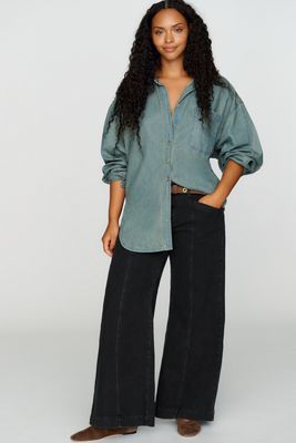 Pilcro Nico Mid Rise Flare Jeans