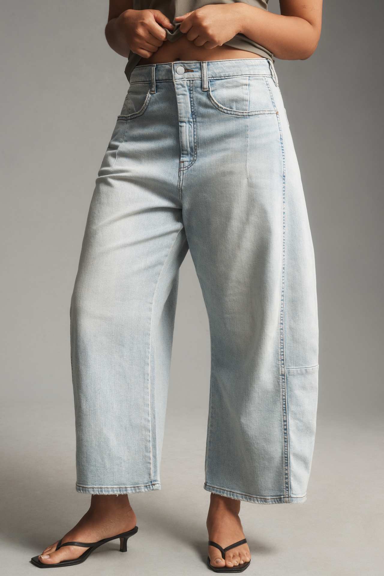 Pilcro Heritage Curve Mid-Rise Barrel Jeans