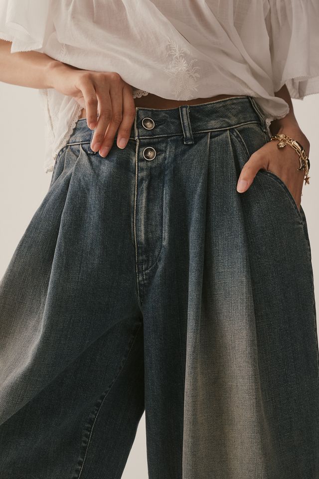 Anthropologie ★ Pilcro Pleated High-Rise Balloon-Leg Jeans Pilcro Pleated High-Rise Balloon-Leg Jeans | Anthropologie