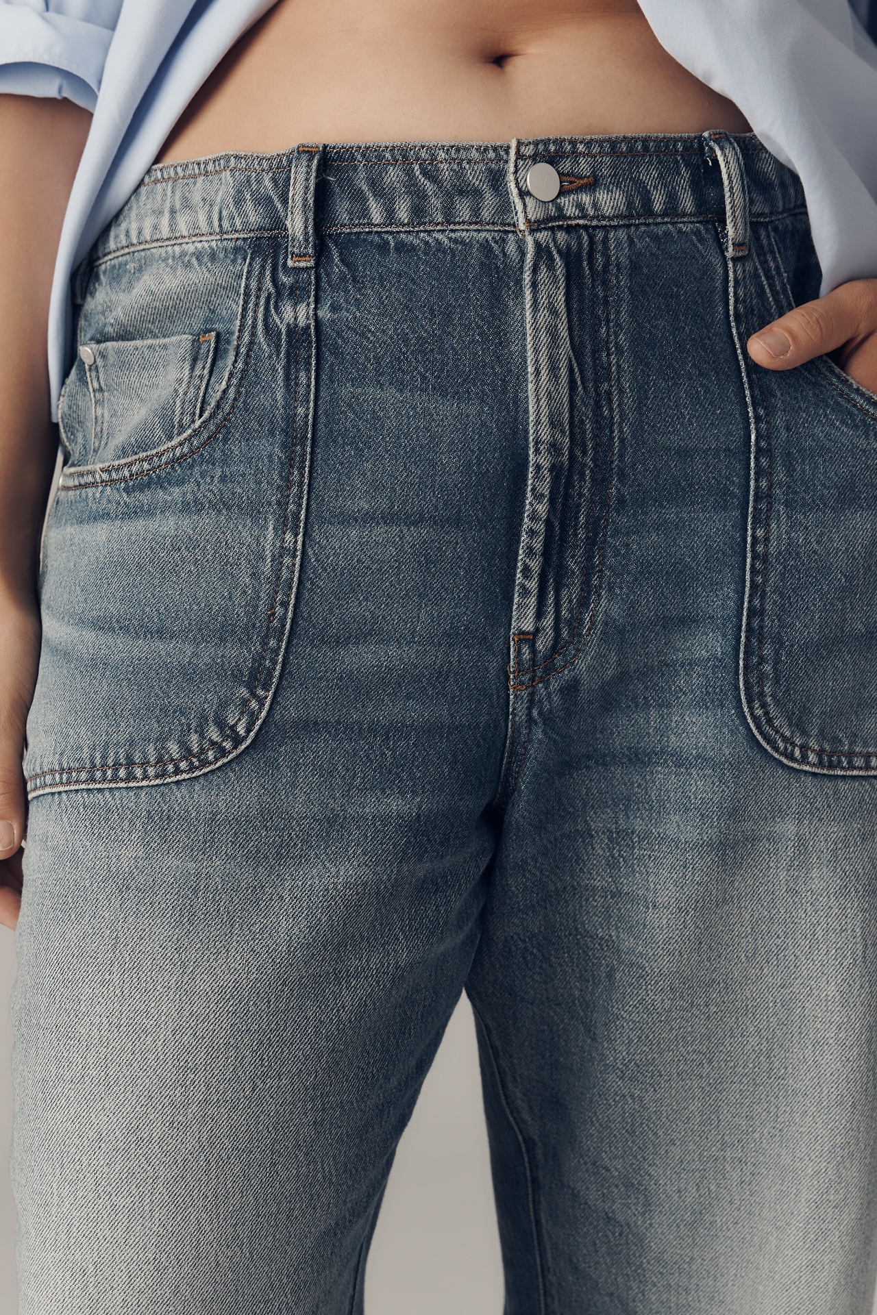 The Jenna Mid-Rise Relaxed Jeans by Pilcro