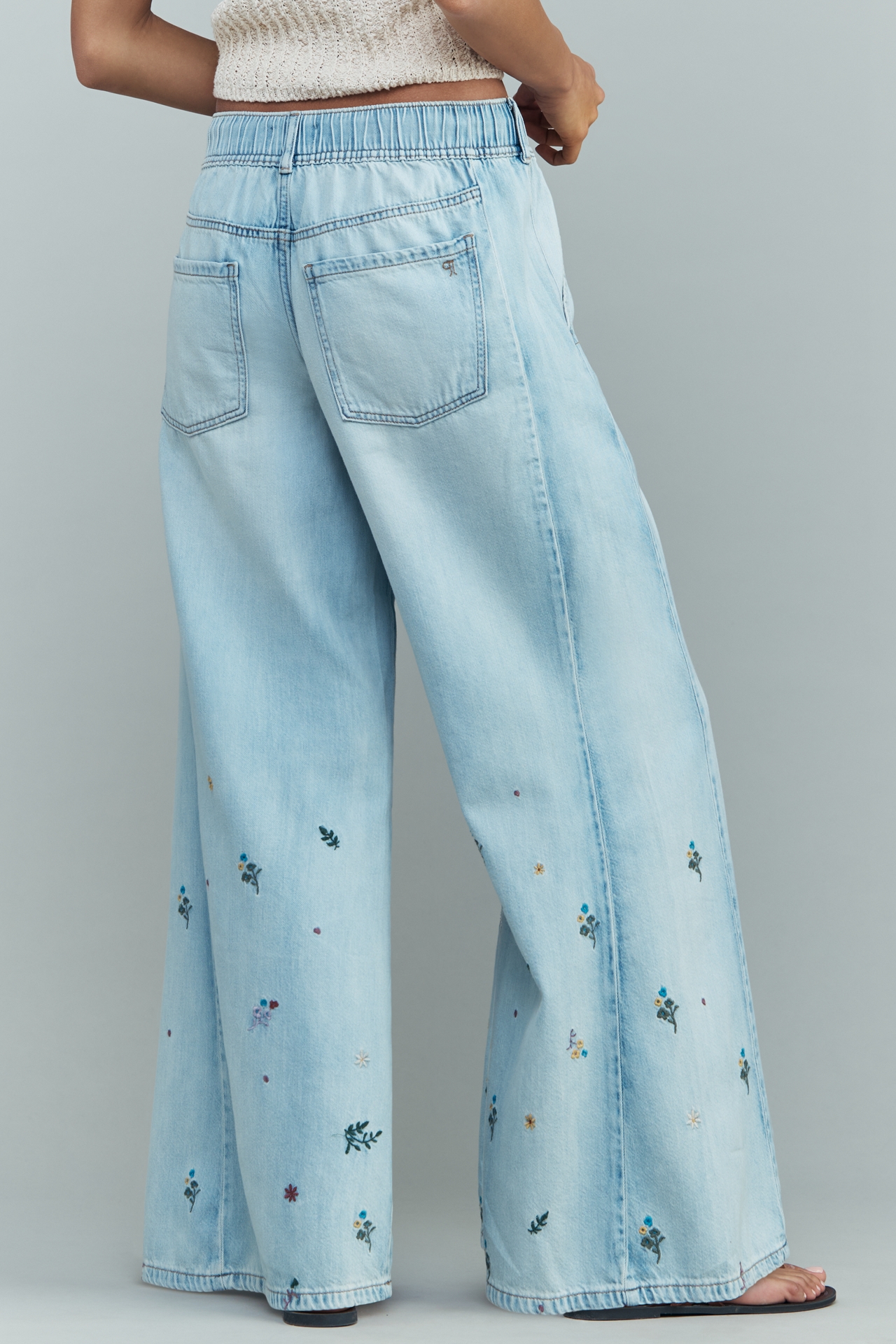 Adi Mid-Rise Flare Ditsy Jeans by Pilcro