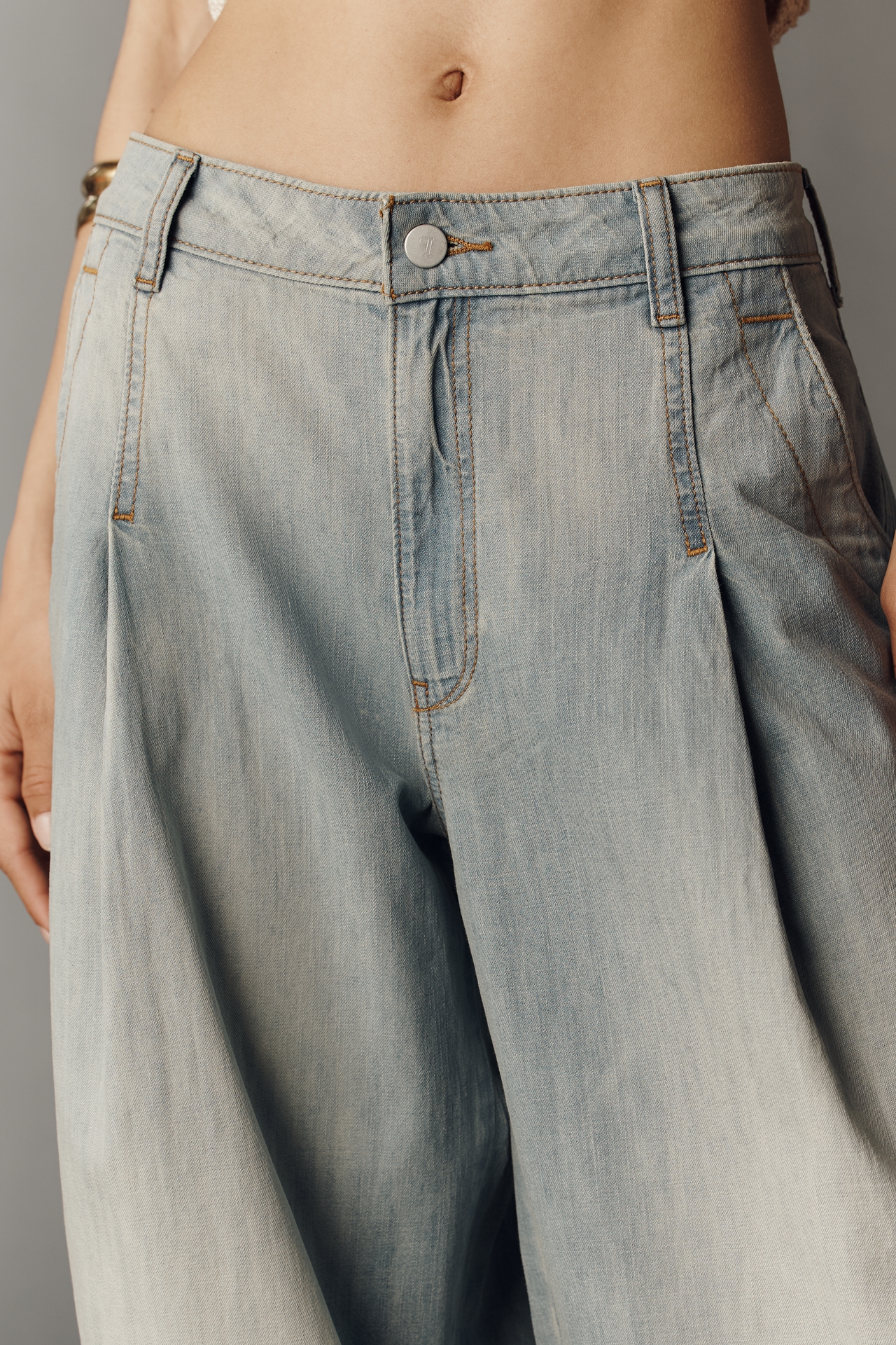 Pilcro Cotton High-Rise Balloon Jeans