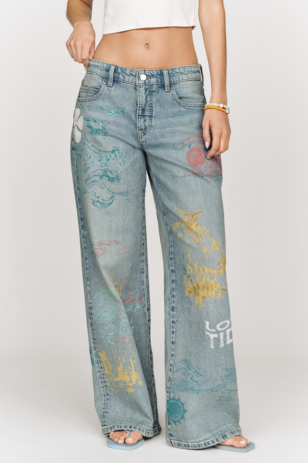 Pilcro Esme Mid-Rise Wide-Leg Jeans