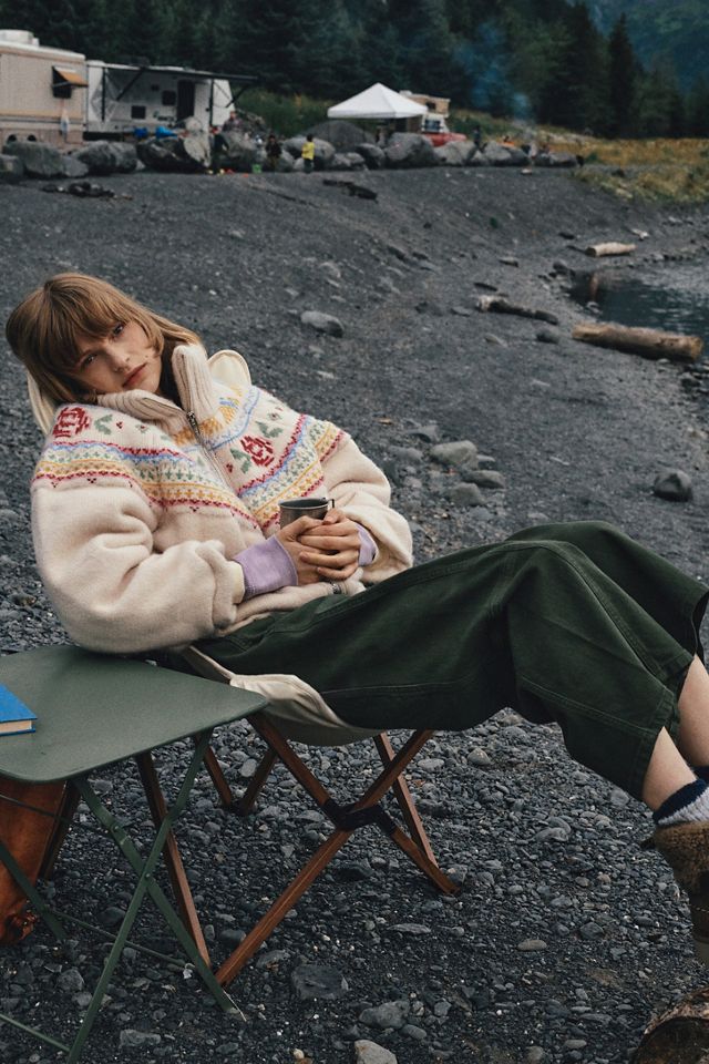 The Kenna Mid-Rise Heritage Barrel Jeans by Pilcro #5