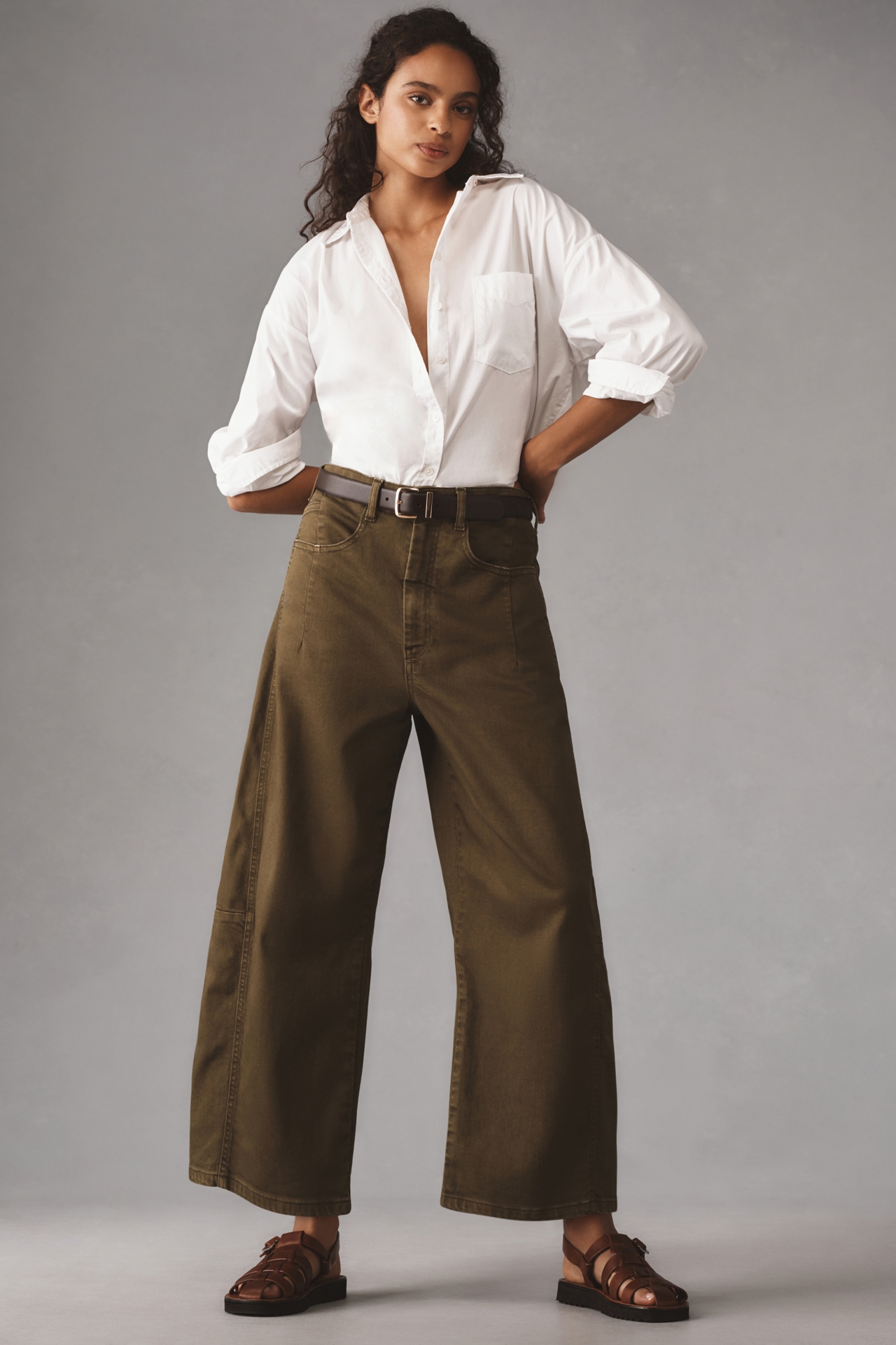 The Kenna Mid-Rise Heritage Barrel Jeans by Pilcro