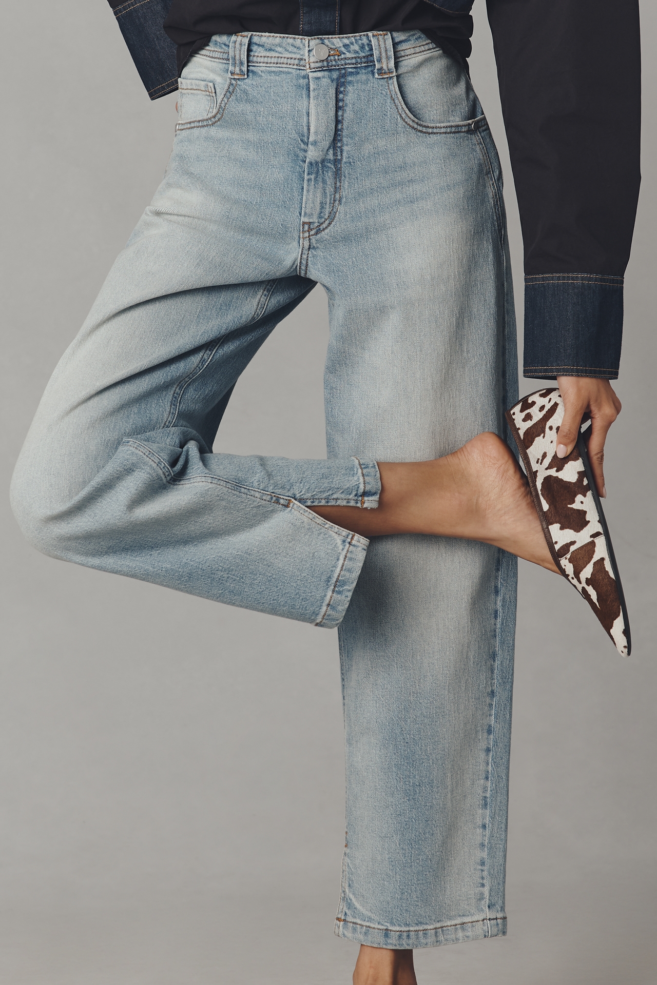 The Jules Mid-Rise Relaxed Straight-Leg Jeans by Pilcro