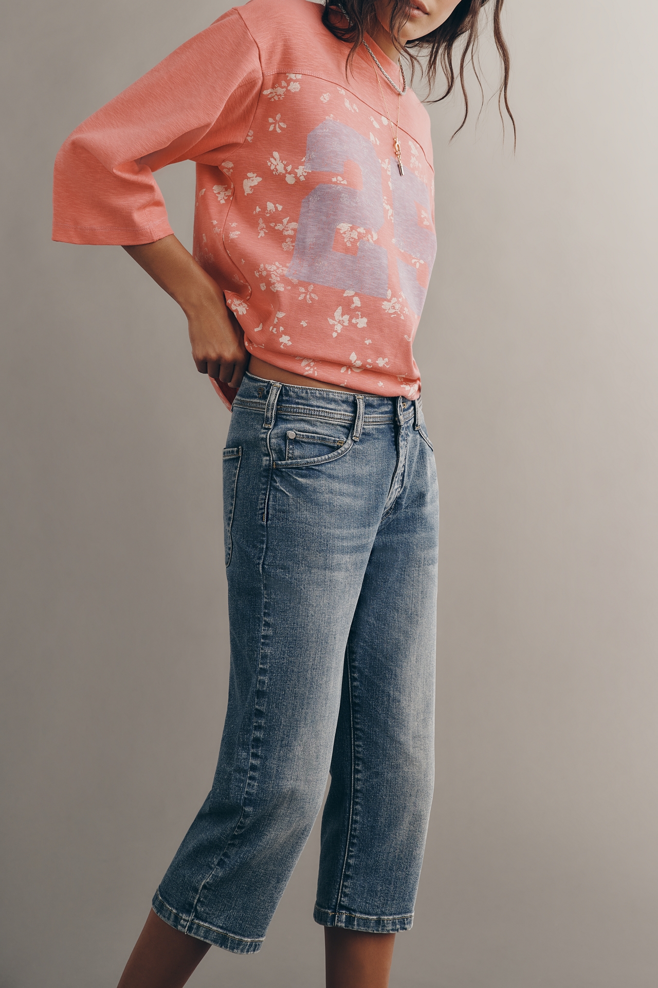 Pilcro Penny Low-Rise Pedal Pusher Jeans