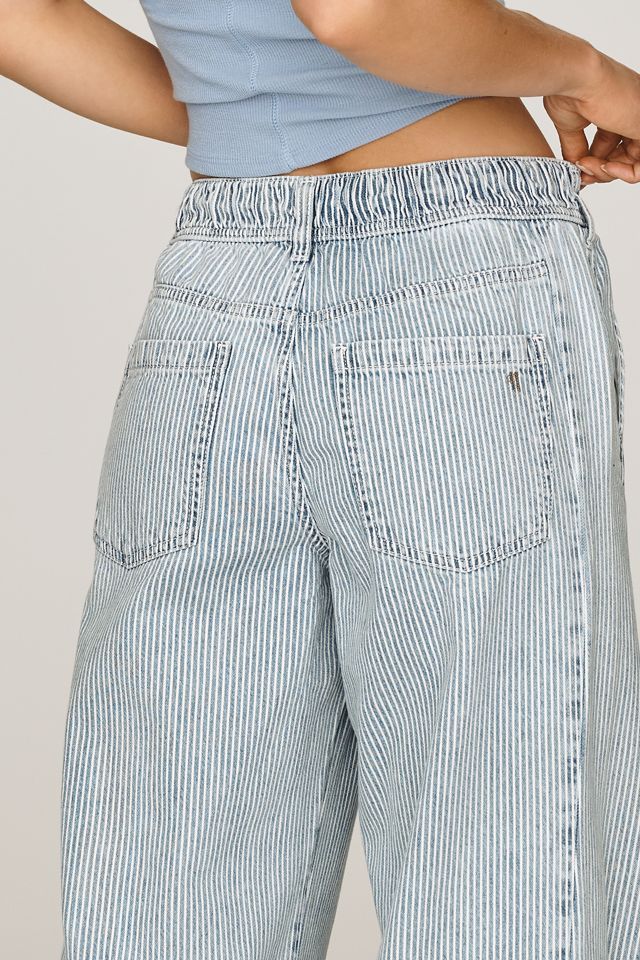 Pilcro Adi Mid-Rise Relaxed Wide-Leg Jeans #1