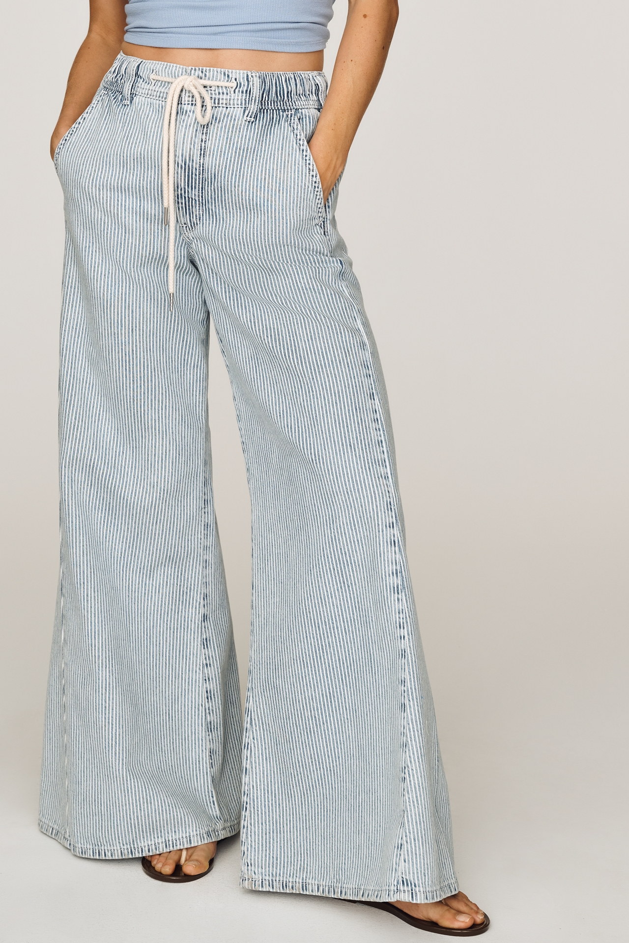 Adi Mid-Rise Relaxed Wide-Leg Jeans by Pilcro