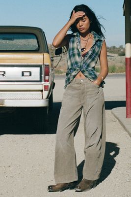 Pilcro Kayden Corduroy High-Rise Barrel-Leg Jeans