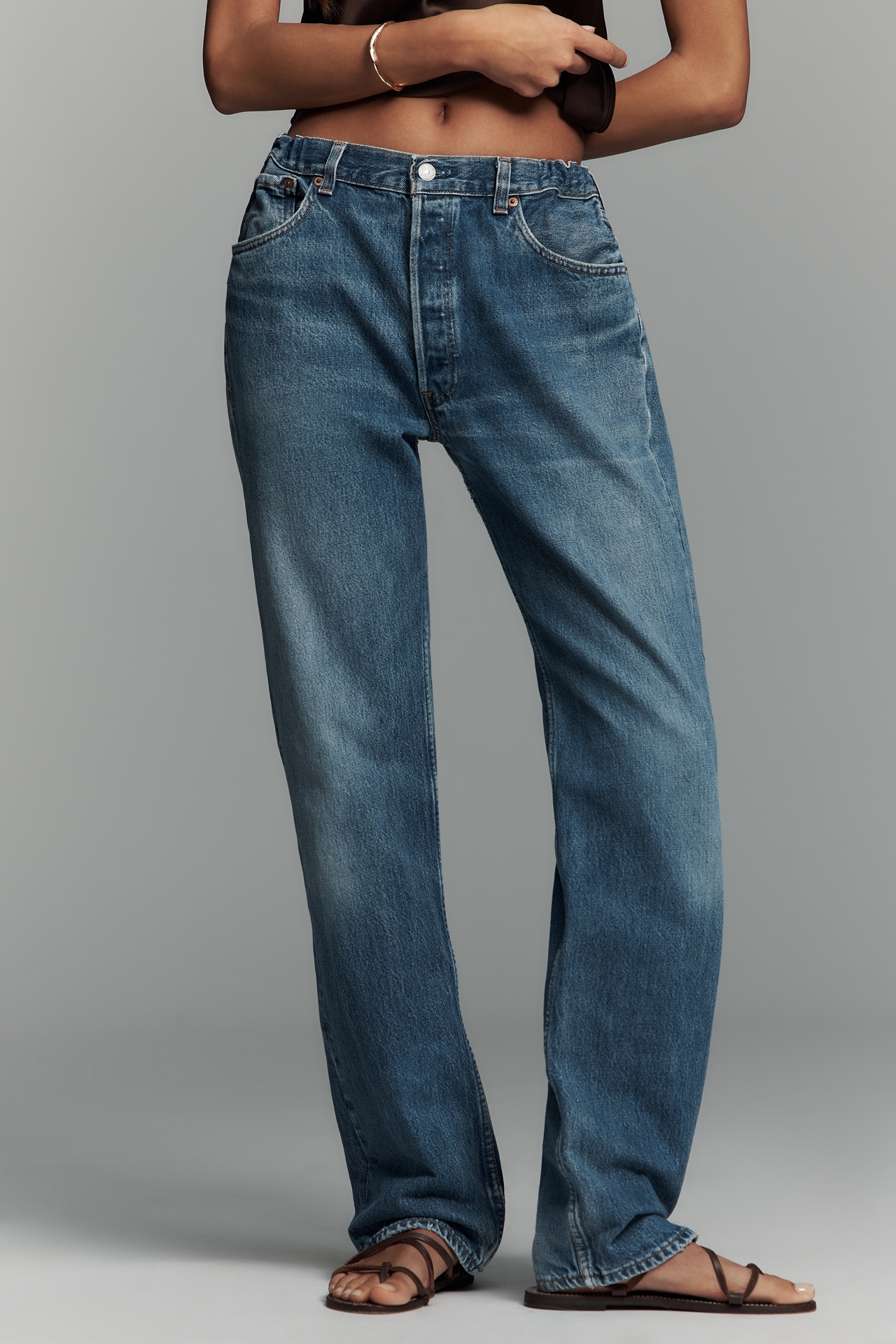 aligrace Side Scrunch Low-Rise Straight-Leg Jeans